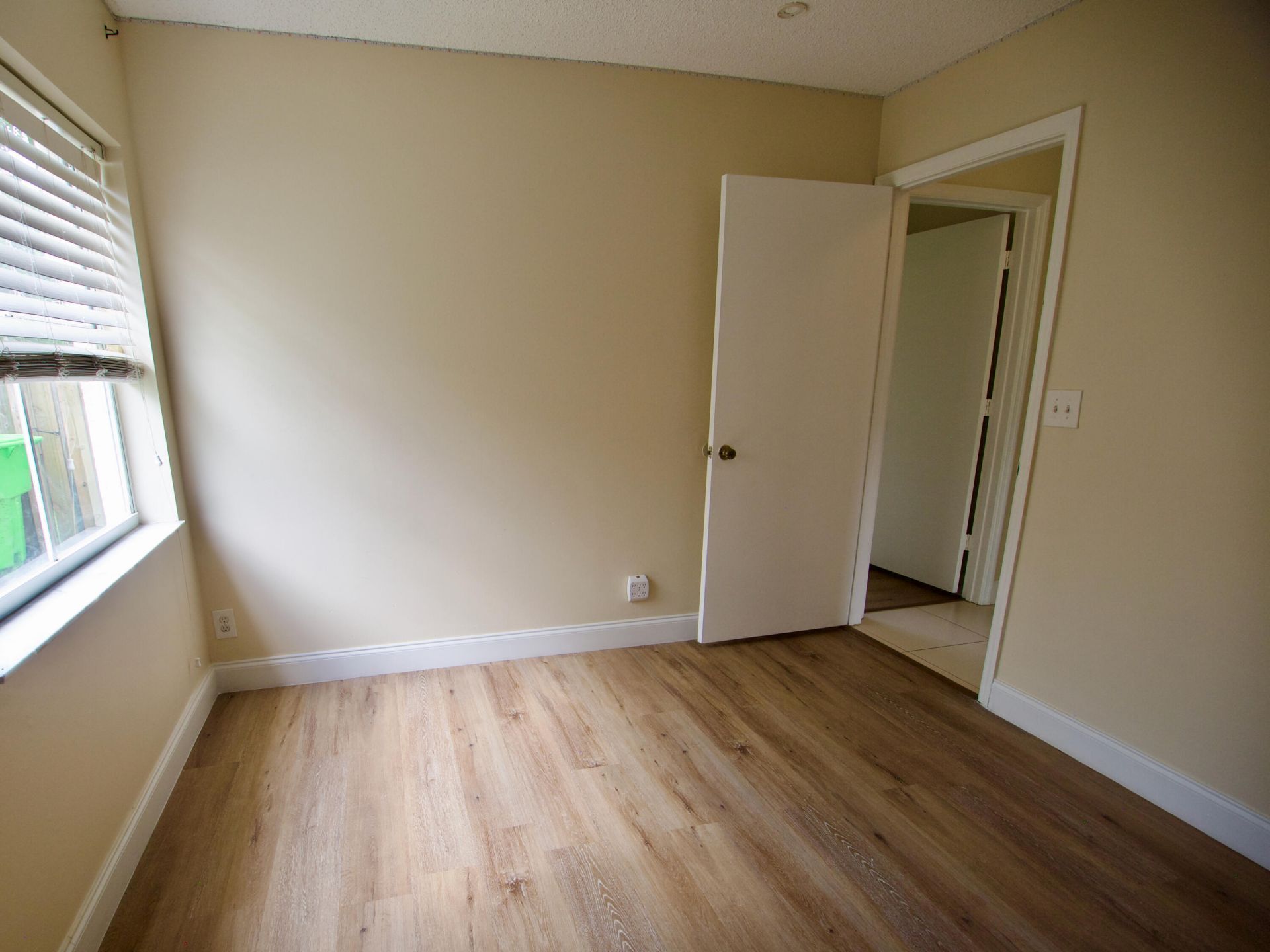 9471 NW 52nd Street, Sunrise, FL 33351 Photo