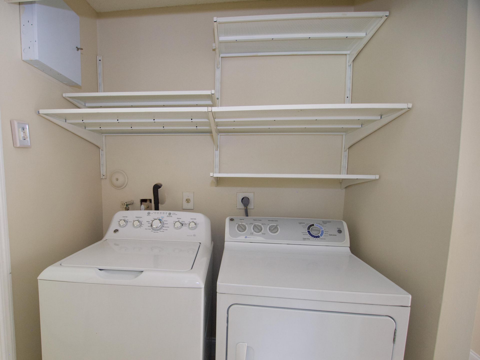 9471 NW 52nd Street, Sunrise, FL 33351 Photo