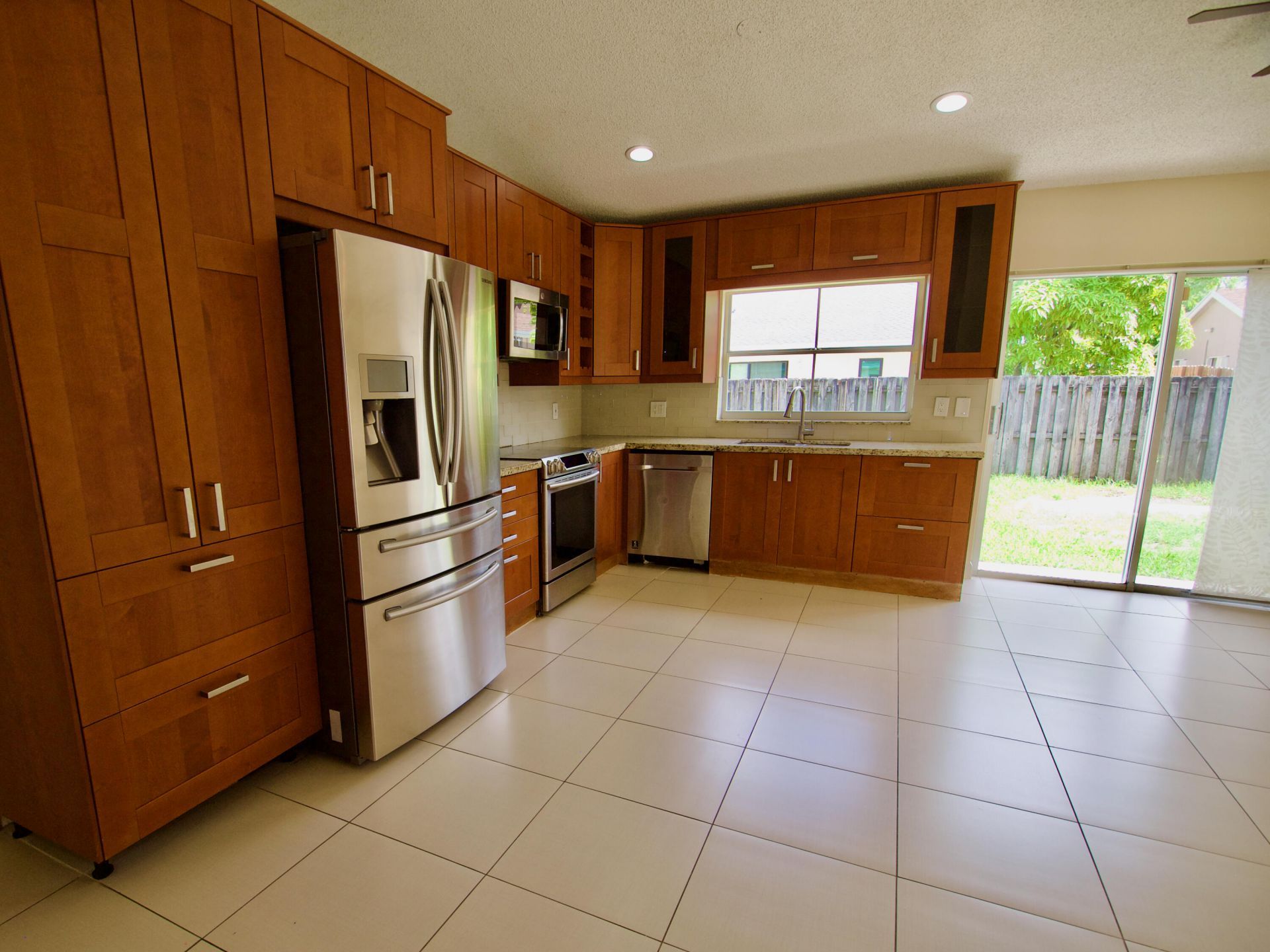 9471 NW 52nd Street, Sunrise, FL 33351 Photo