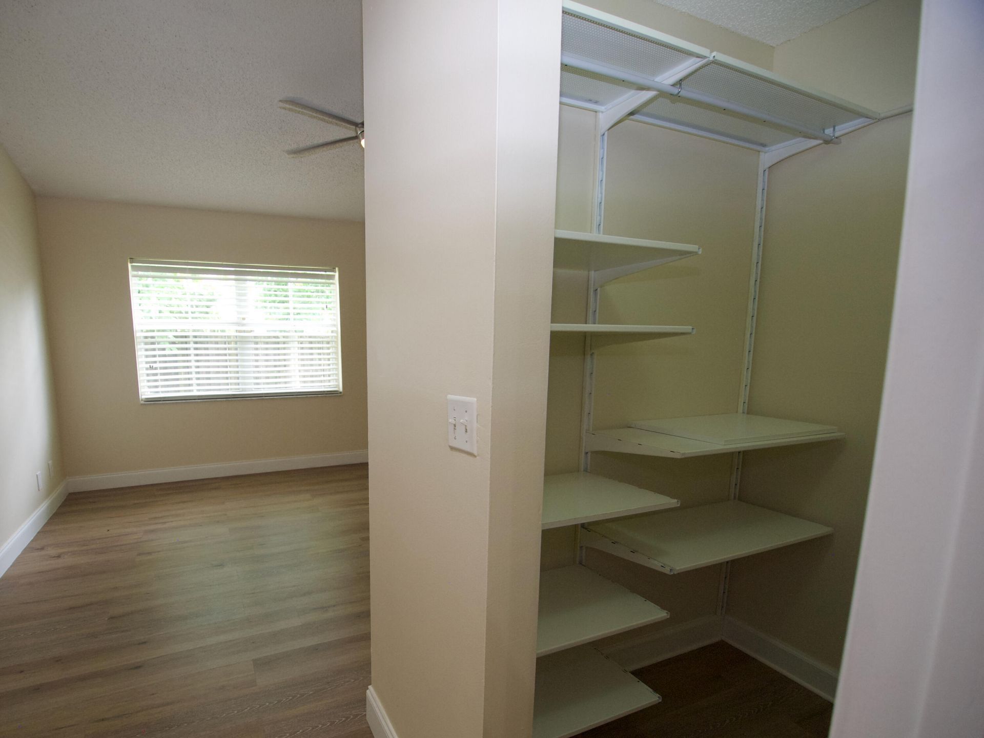 9471 NW 52nd Street, Sunrise, FL 33351 Photo
