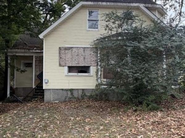 523 N 6th Street, Poplar Bluff, MO 63901