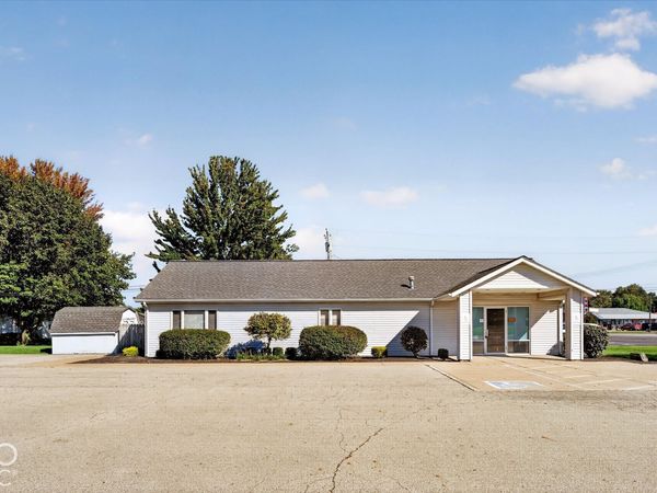 1008 Harrison Street , Frankton, IN 46044