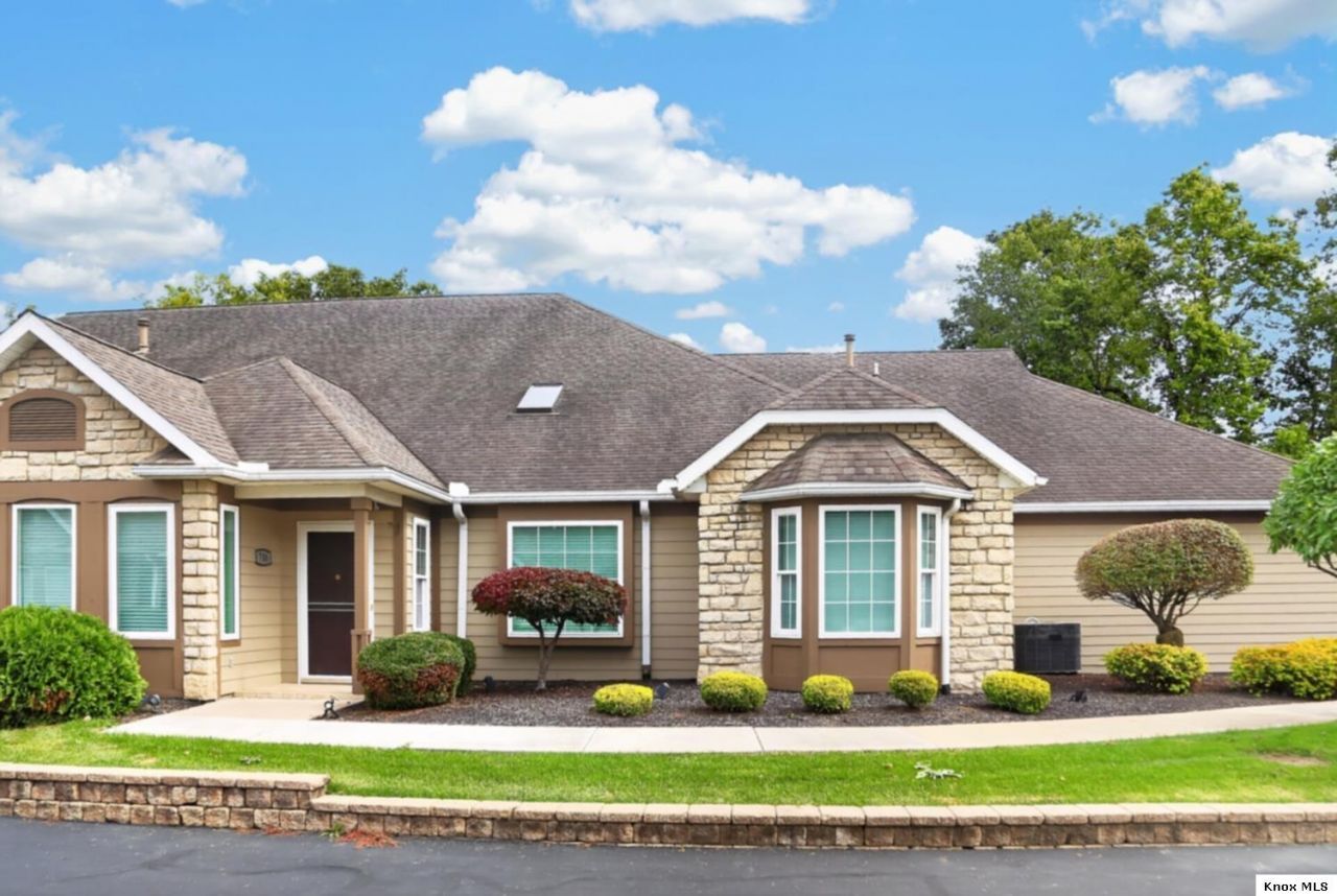 708 Knolls Drive, Mount Vernon, OH 43050 Main Photo