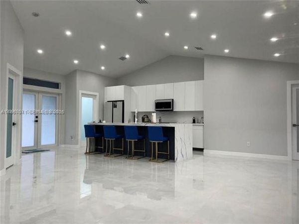 2214 NW 1 Ter , Cape Coral, FL 33993