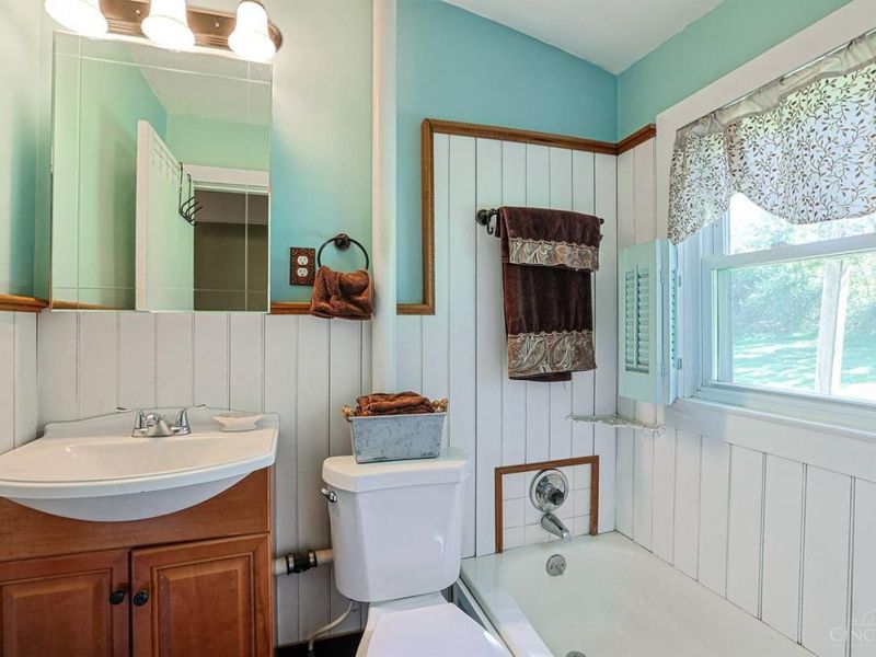 9098 Morrow Woodville Road, Harlan Township, OH 45162 Photo 14