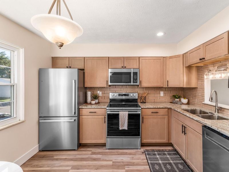 2897 Freedom Trail, Reynoldsburg, OH 43068 Photo 16