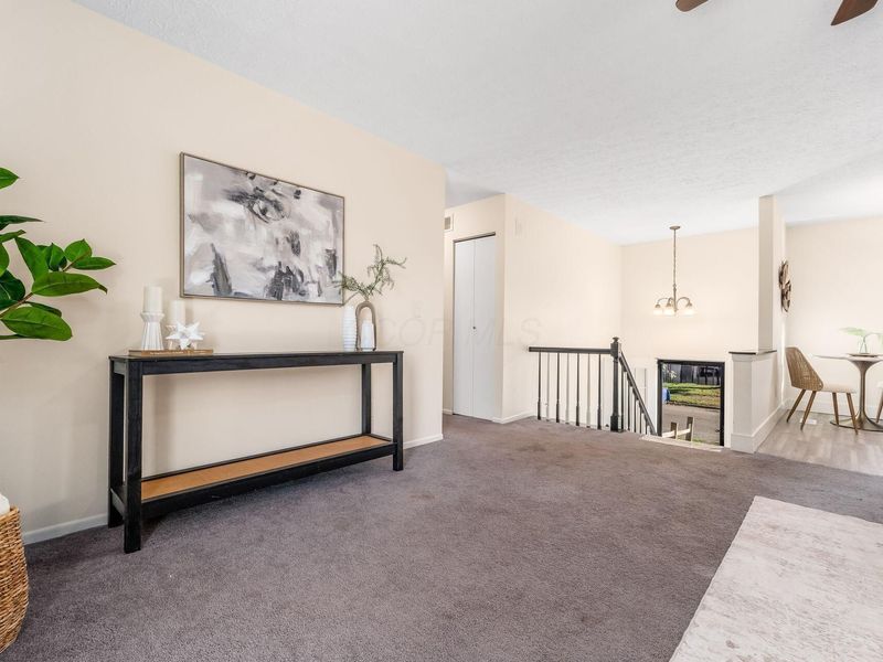 2897 Freedom Trail, Reynoldsburg, OH 43068 Photo 2