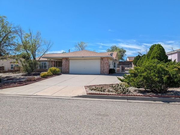 2595 Shavano Peak Drive NE, Rio Rancho, NM 87144