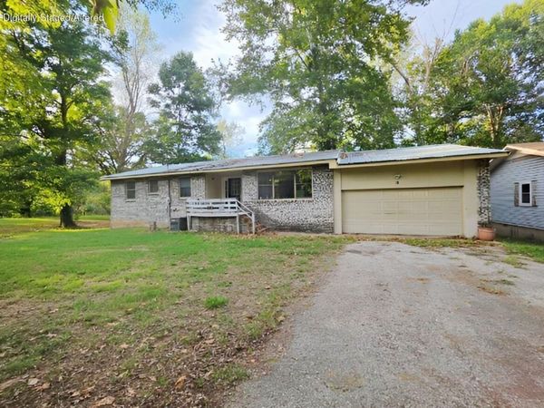 54 James Street , Hardy, AR 72542