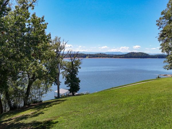 16 Alamo Trl , Unit 16R, Dandridge, TN 37725