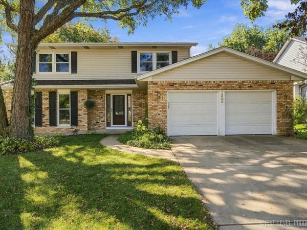 1308 Old Dominion Road , Naperville, IL 60540