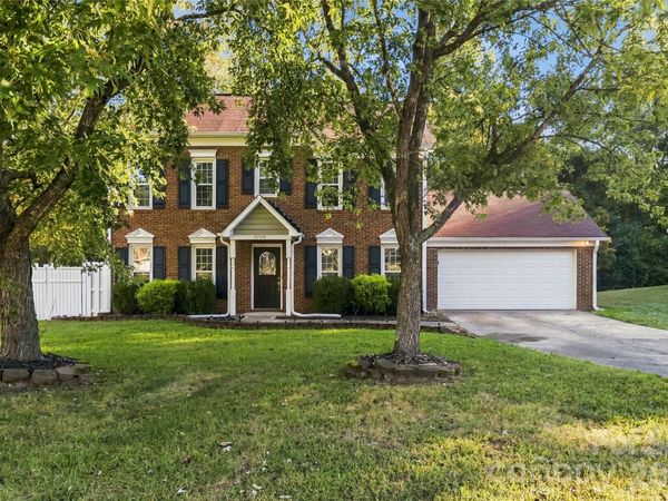 4209 Hounds Run Drive , Matthews, NC 28105