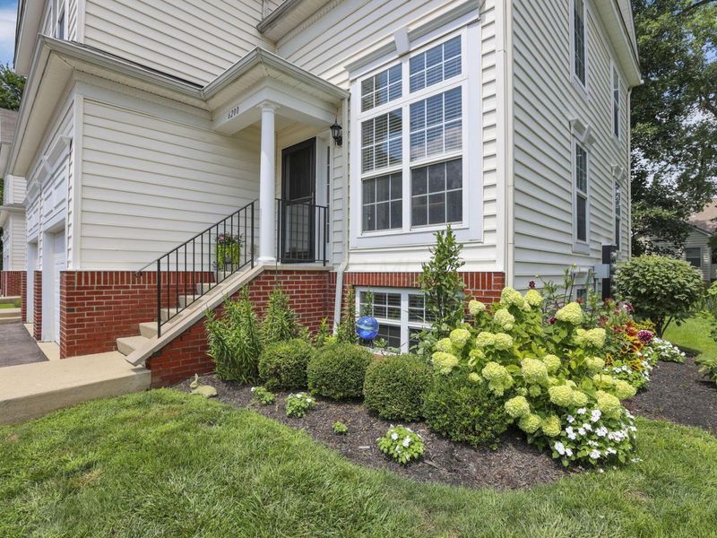 6200 Joes Hopper Road, Columbus, OH 43230 Photo 6