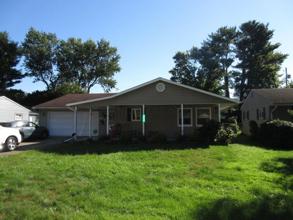 672 Saratoga Avenue , Newark, OH 43055