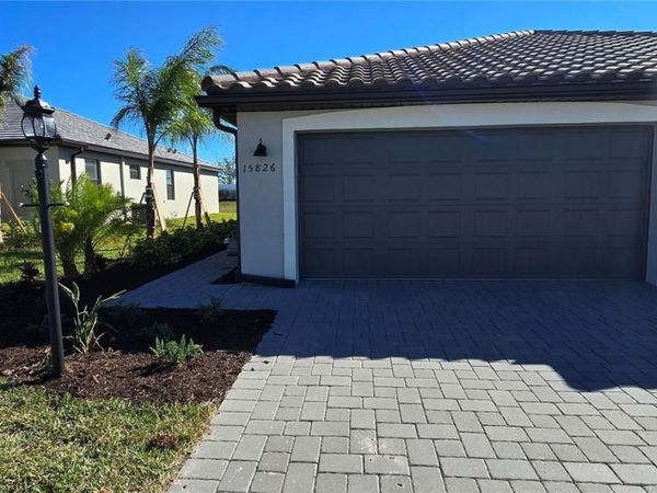 15810 SUNNY DAY DRIVE , BRADENTON, FL 34211