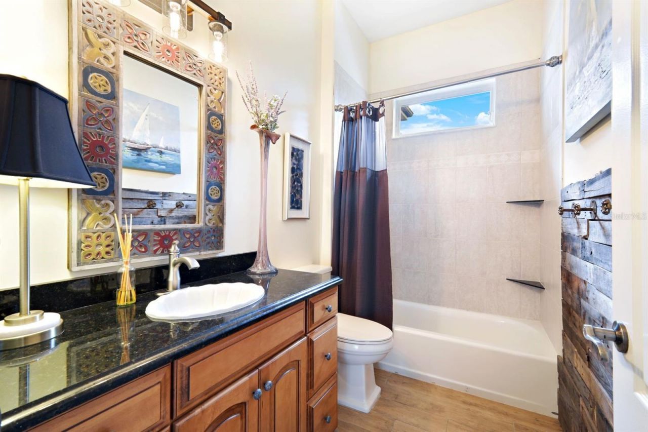 2047 SE 28th Terrace, Cape Coral, FL 33904 Photo