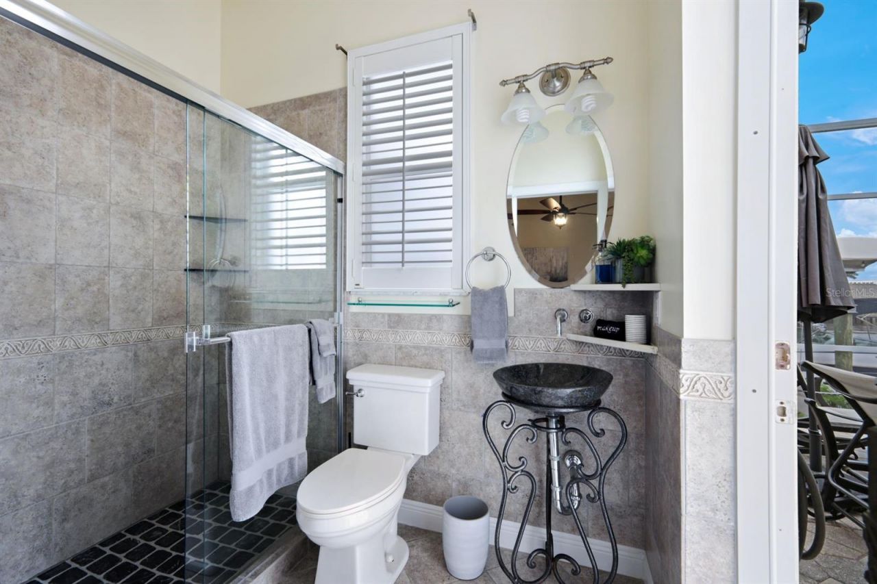 2047 SE 28th Terrace, Cape Coral, FL 33904 Photo