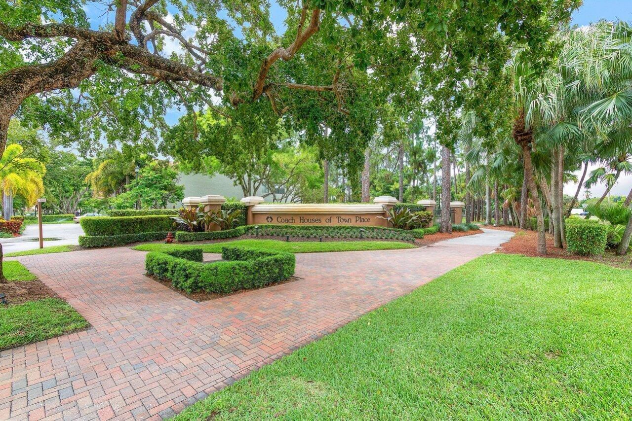 5621 Coach House Circle, Boca Raton, FL 33486 Photo
