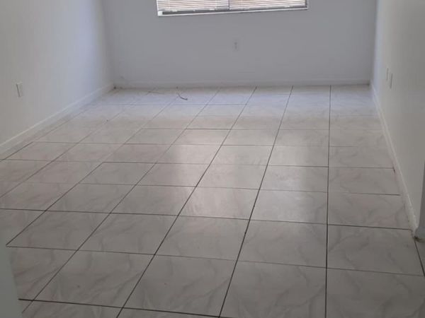 2175 NE 169TH Street, Unit 102, North Miami Beach, FL 33162
