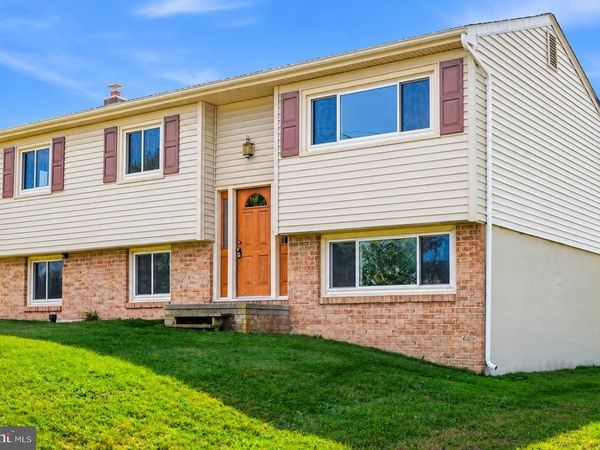 516 E BALTIMORE STREET, TANEYTOWN, MD 21787
