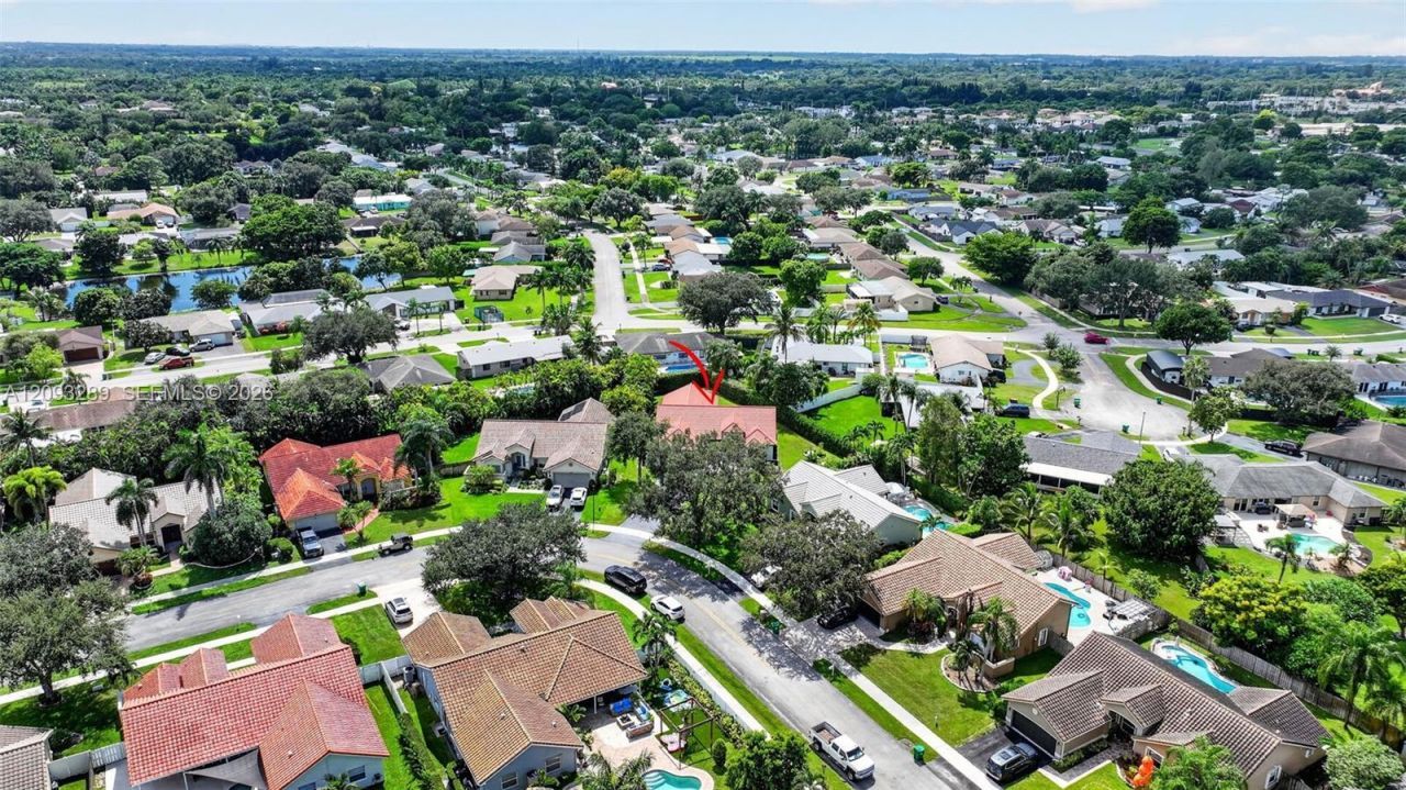 981 SW 126th Way, Davie, FL 33325 Photo