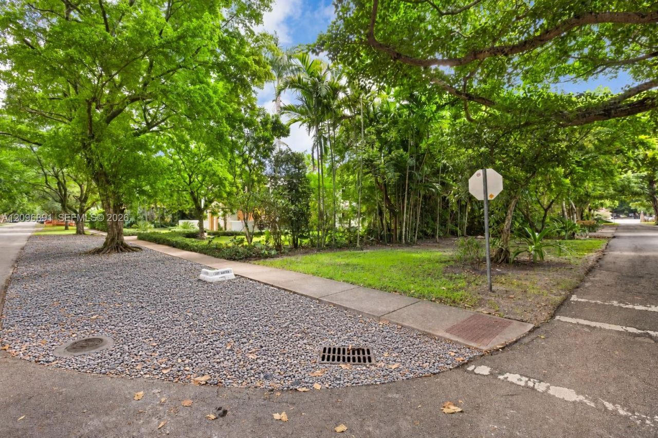 1140 Asturia Ave, Coral Gables, FL 33134 Photo
