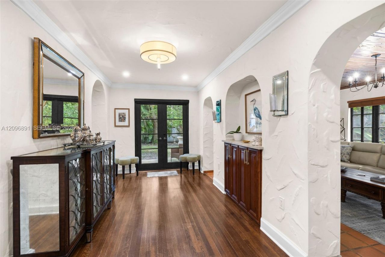 1140 Asturia Ave, Coral Gables, FL 33134 Photo