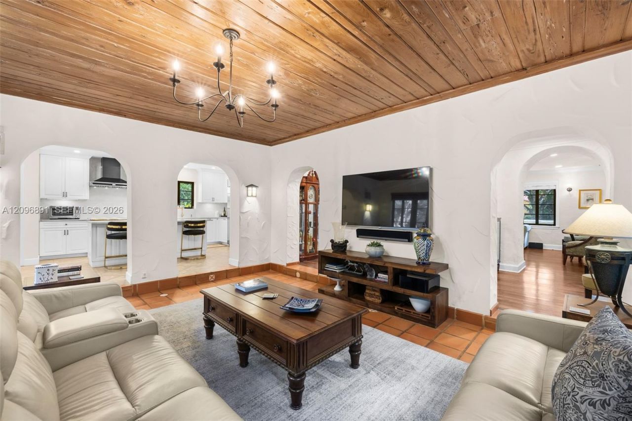 1140 Asturia Ave, Coral Gables, FL 33134 Photo