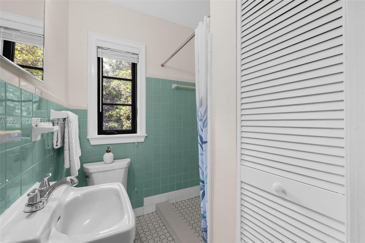 1140 Asturia Ave, Coral Gables, FL 33134 Photo