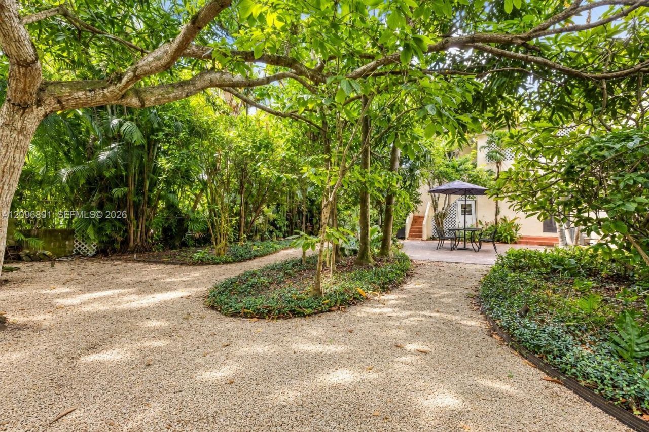 1140 Asturia Ave, Coral Gables, FL 33134 Photo