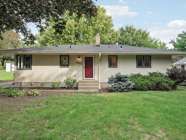 2153 Holloway Avenue E, North Saint Paul, MN 55109