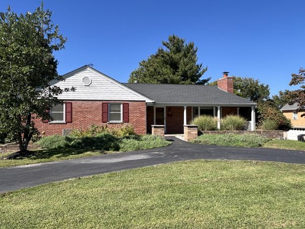 15 Gregory Lane, Fort Thomas, KY 41075
