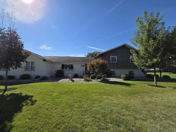 490 23rd Street, LaSalle, IL 61301