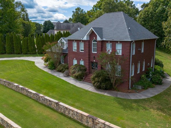 1124 Brentwood Way, Kingston, TN 37763