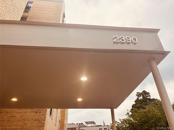 Unit 1A, Bronx, NY 10463