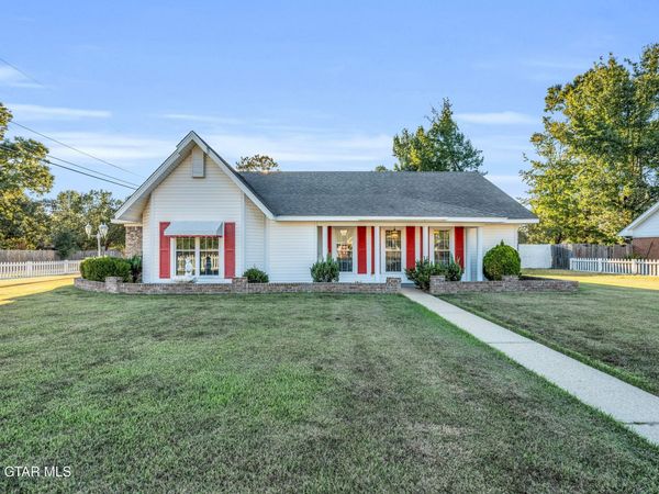 15 N Chestnut Drive, Columbus, MS 39705
