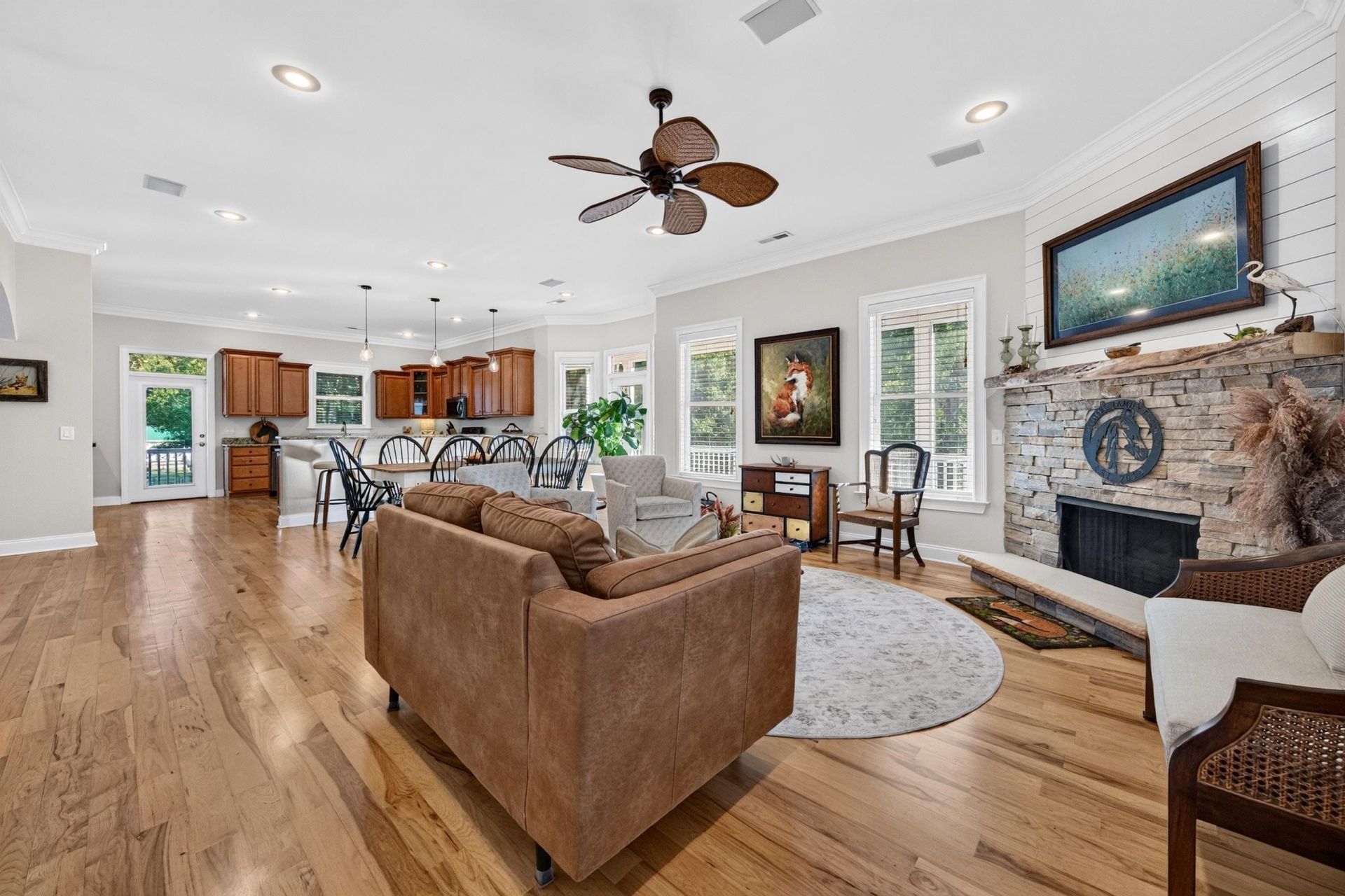 5299 Berkeley Ct. Photo 12