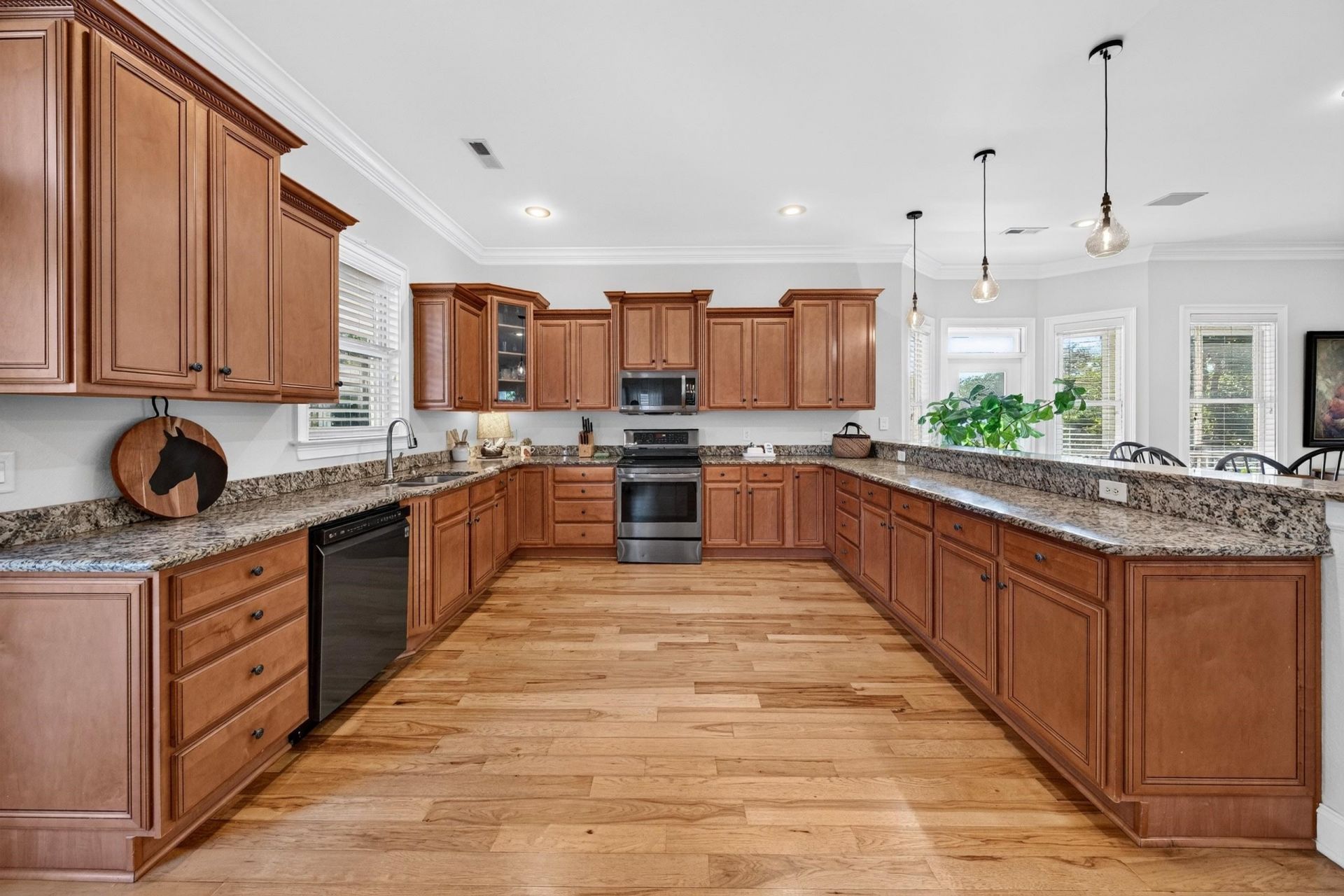 5299 Berkeley Ct. Photo 17