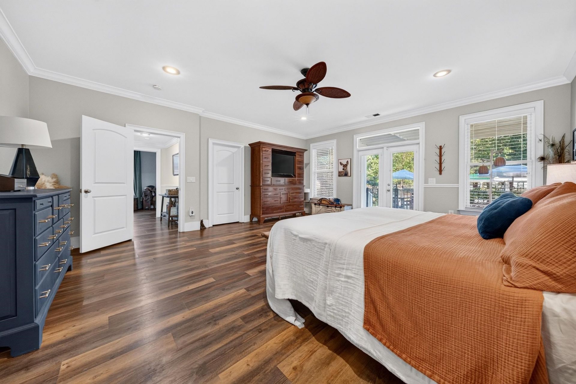 5299 Berkeley Ct. Photo 25