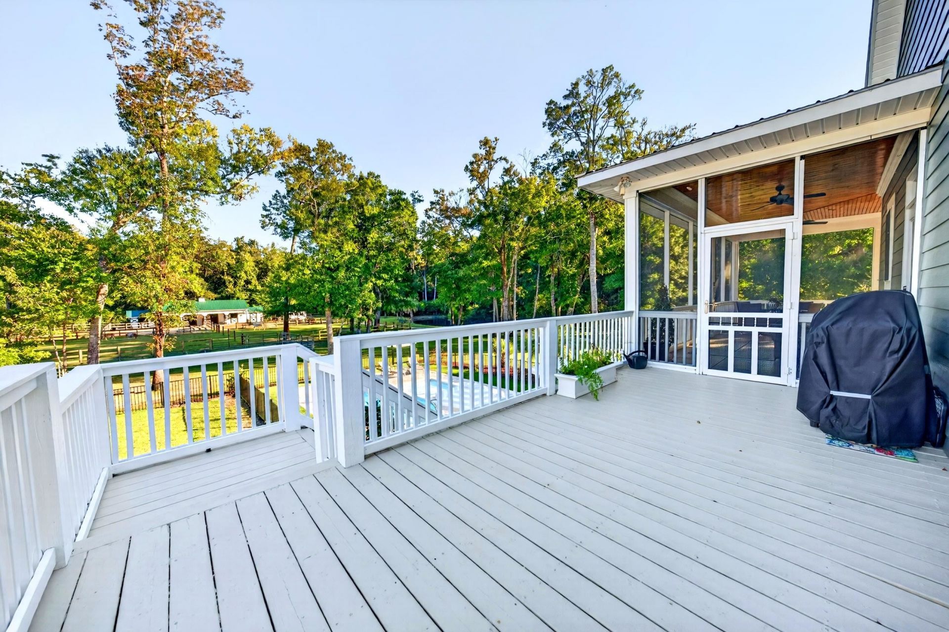 5299 Berkeley Ct. Photo 47