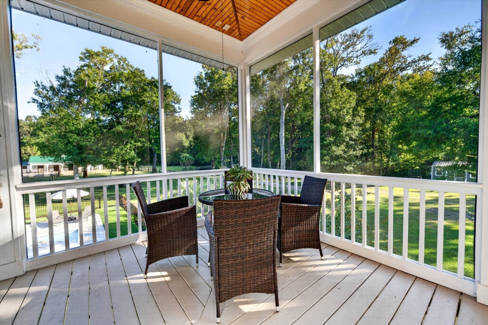 5299 Berkeley Ct. Photo 48