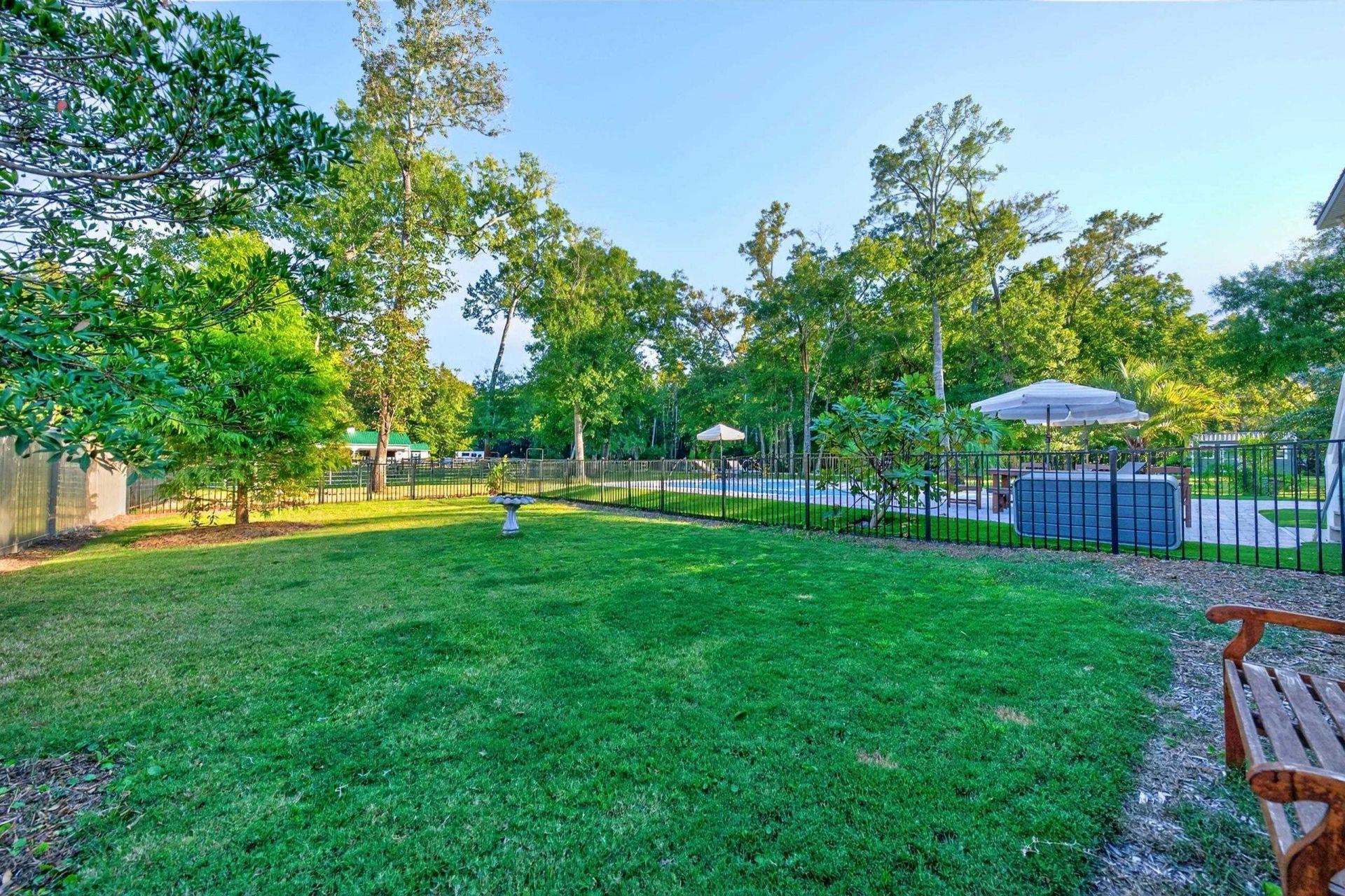 5299 Berkeley Ct. Photo 49