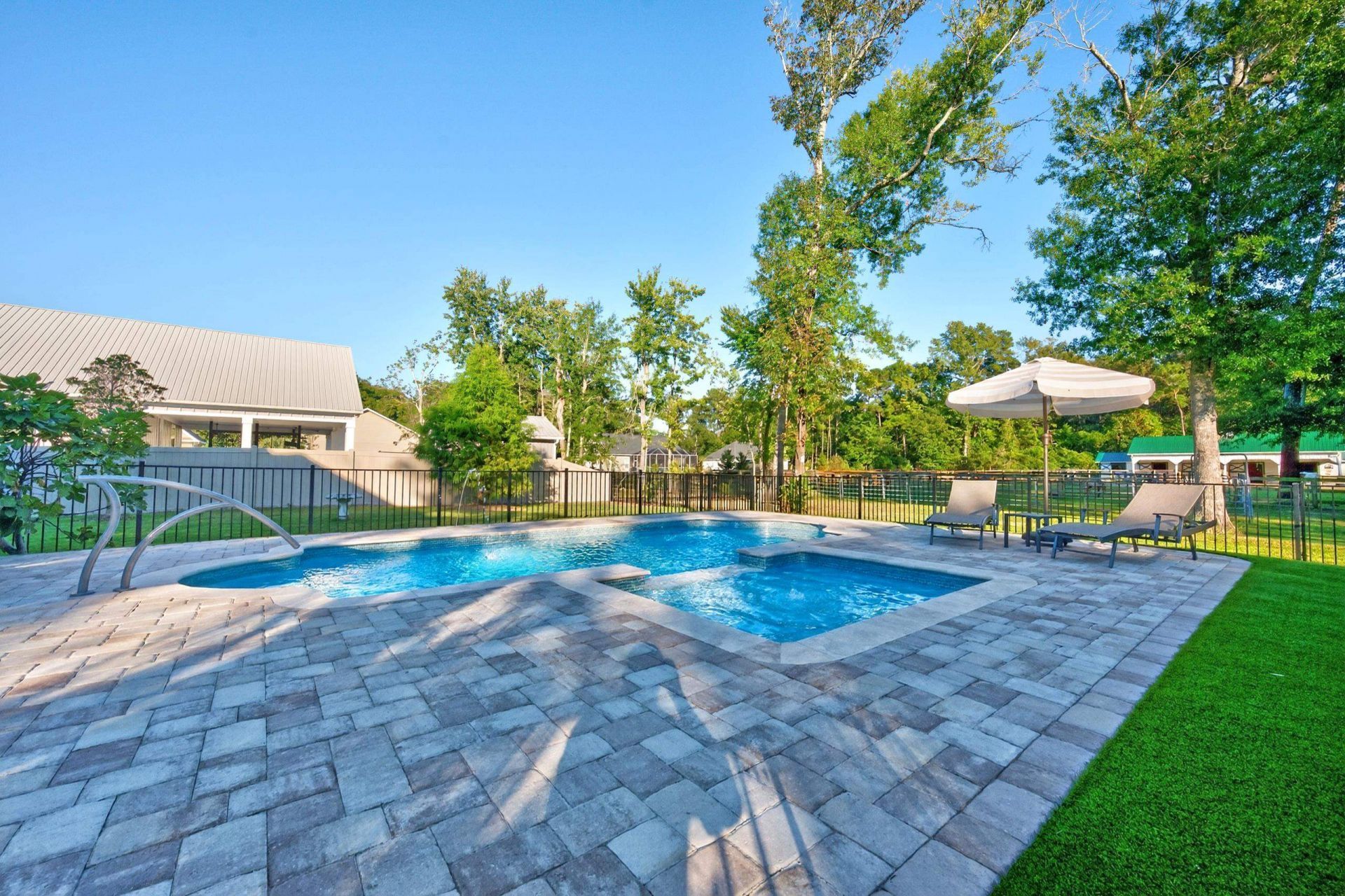 5299 Berkeley Ct. Photo 56
