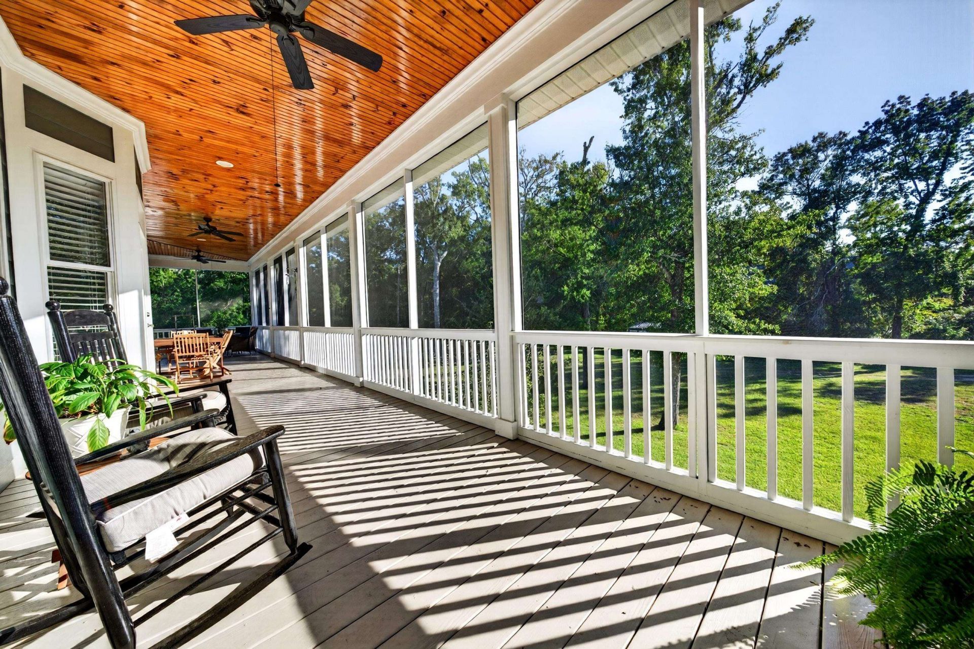 5299 Berkeley Ct. Photo 6
