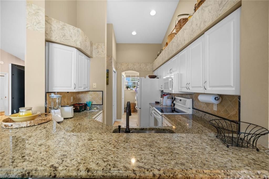 221 Sunrise Cay , Unit 203, Naples, FL 34114 Photo