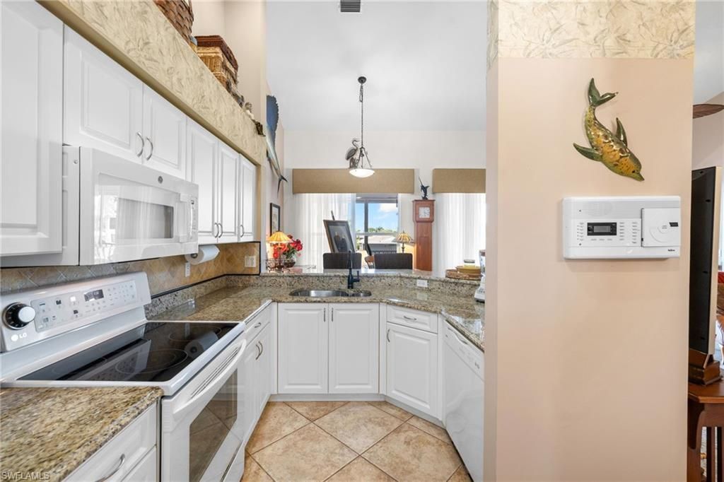 221 Sunrise Cay , Unit 203, Naples, FL 34114 Photo