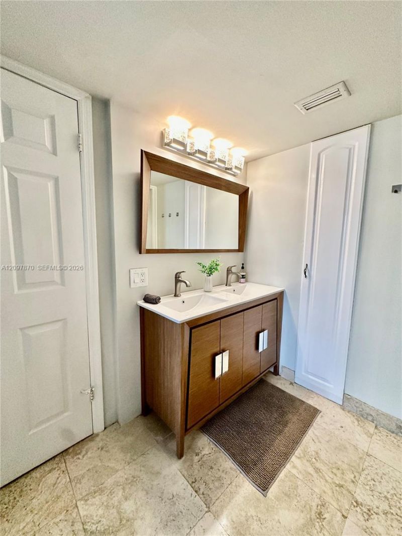 3031 N Ocean Blvd , Unit 404, Fort Lauderdale, FL 33308 Photo