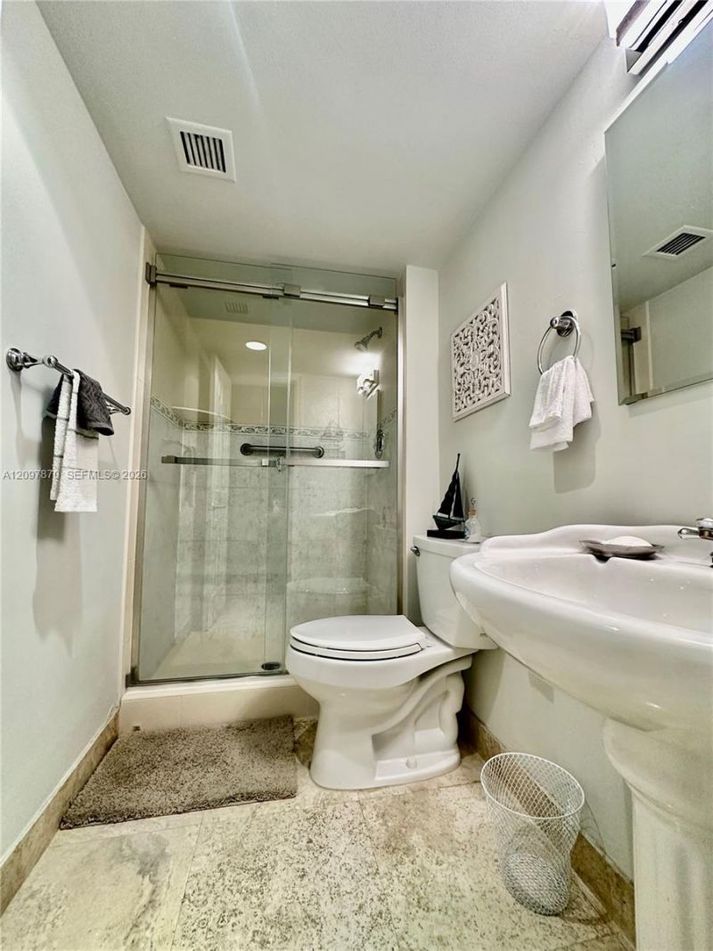 3031 N Ocean Blvd , Unit 404, Fort Lauderdale, FL 33308 Photo