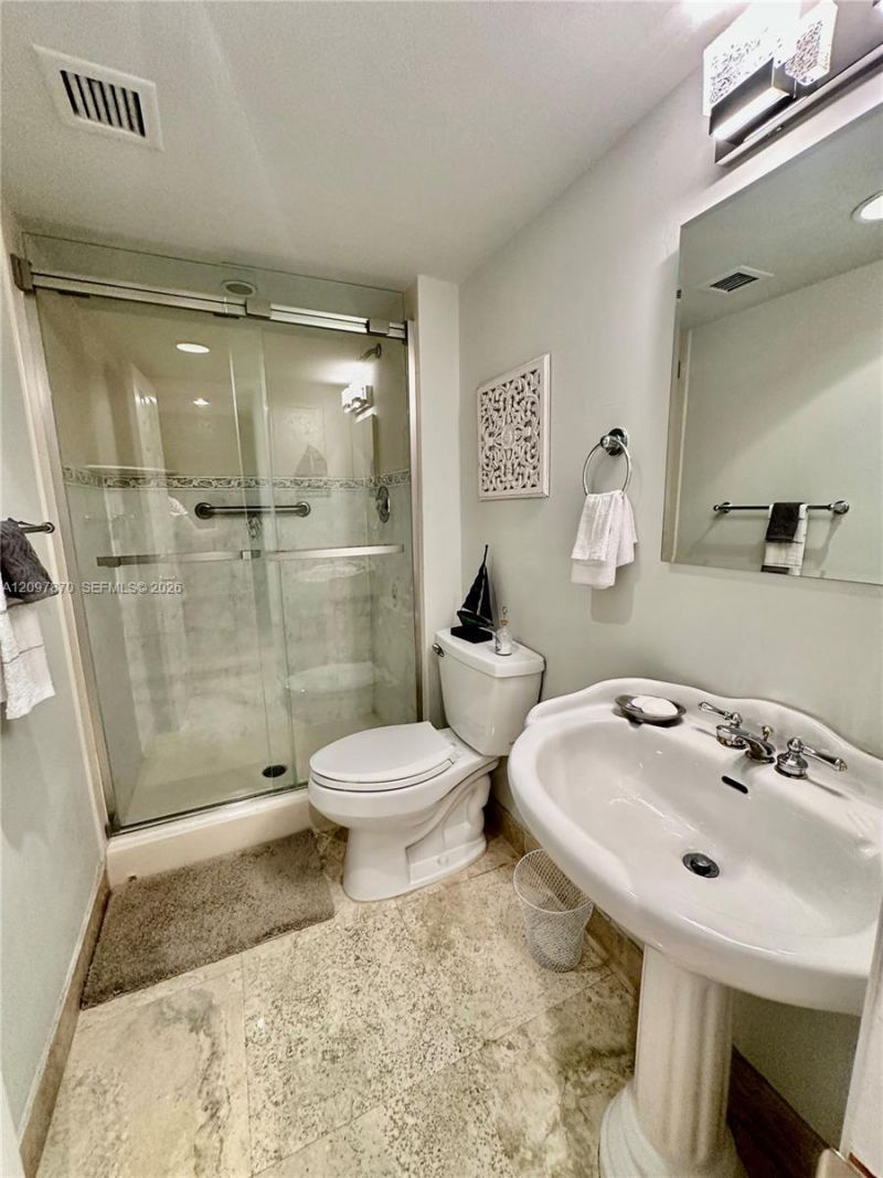 3031 N Ocean Blvd , Unit 404, Fort Lauderdale, FL 33308 Photo