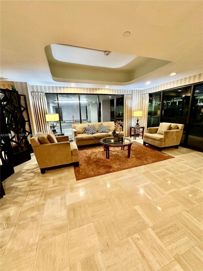 3031 N Ocean Blvd , Unit 404, Fort Lauderdale, FL 33308 Photo